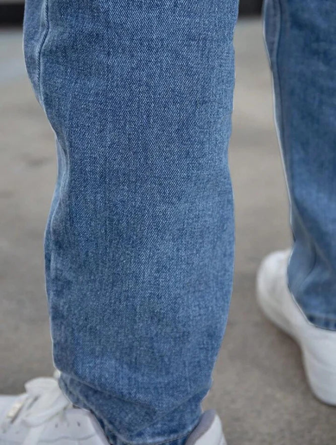 Men's Casual Loose Fit Straight Leg Jeans | Mid Blue